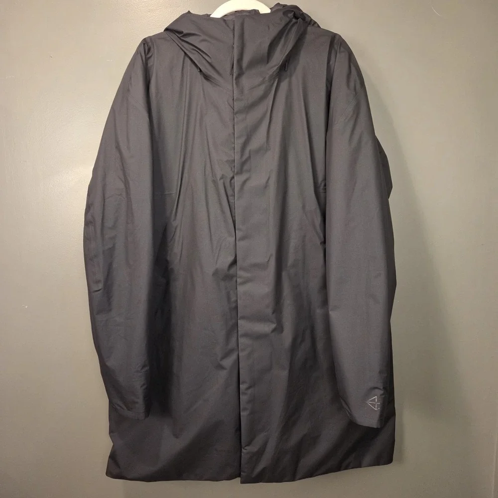 Viev Men's Gore-Tex Dante Insulated Long Jacket Hooded, Size XL, Gray Black